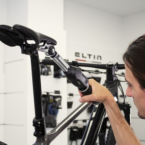 Llave Dinamométrica digital 1/4 5-50Nm