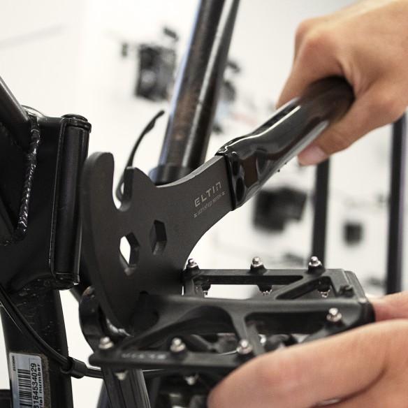 Llave de pedal 15mm