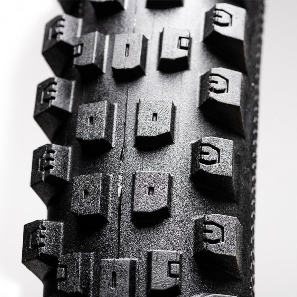 Cubierta Wrangler MTF ElectricDrive 29x2.6 TLC Neg