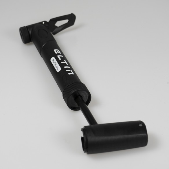 Hinchador Mini Ergonómico Válvula Reversible Negro