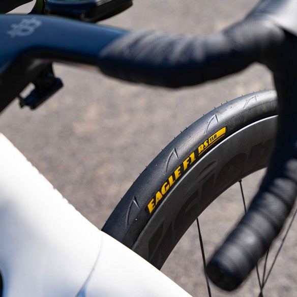 Eagle F1 RS 700x32 TLR